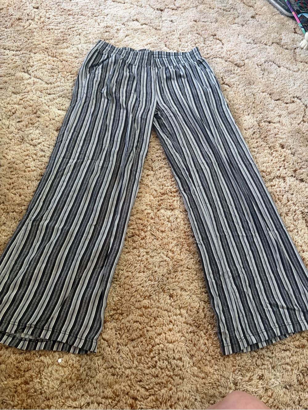 Wide Leg Stripe Pants - Black & White
